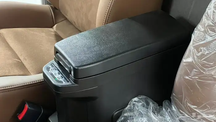 تويوتا ربع V6.2025فل كامل رفرف بريمي بنزين40عام اقل سعر 15