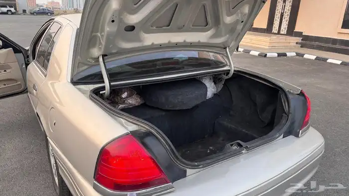 فورد فكتوريا 11 سعودي 5