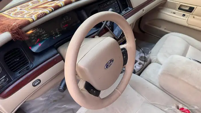 فورد فكتوريا 11 سعودي 6