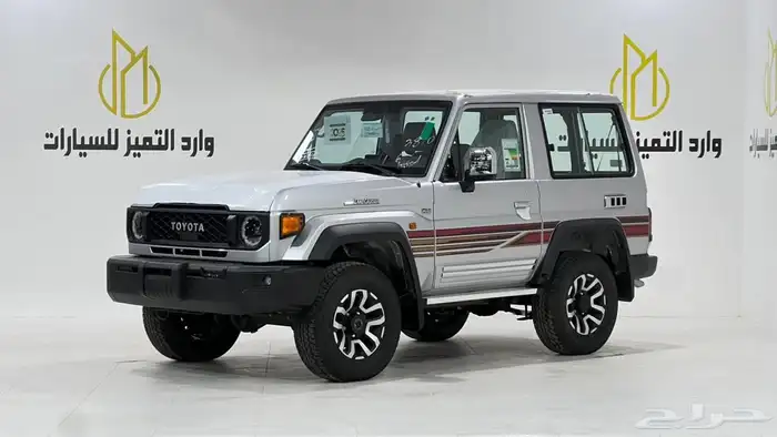 تويوتا ربع V6.2025فل كامل رفرف بريمي بنزين40عام اقل سعر 1