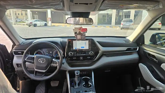 هايلاندر تويوتا ماشيه 16الف الحد 125 الف 14