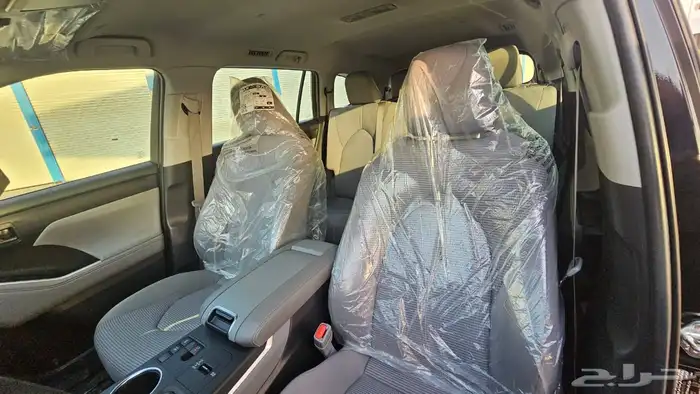 هايلاندر تويوتا ماشيه 16الف الحد 125 الف 17