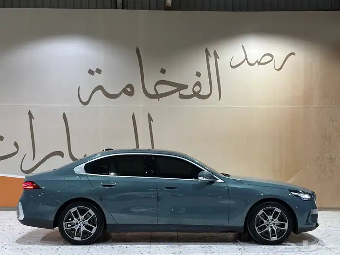 بي ام دبليو 520i 2024 . رصد الفخامة 13