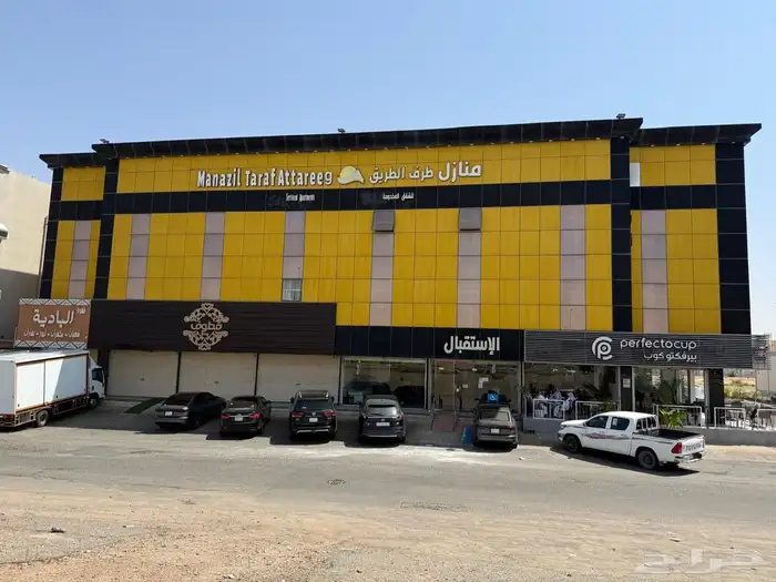 للبيع عمارة تجارية سكنية في الحوية على شارعين 0