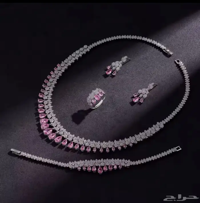طقم زركونيوم فاخر توصيل مجاني لجميع مدن المملكة 0