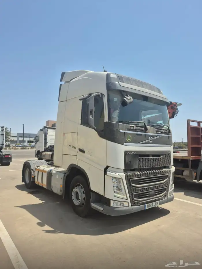 قلابات تريلات للإيجار الشهري توريد ترحيل رمل حجر بطحاء 3