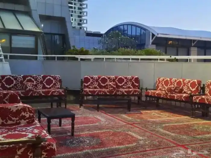 كنب وكراسي وطاولات وجميع مستلزمات المناسبات والحفلات للايجا 15