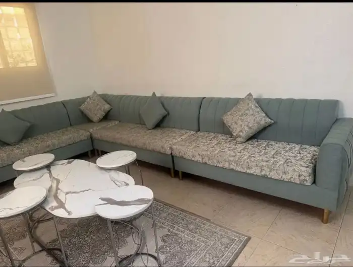 طقم كنب نظيف للبيع المستعجل بسعر رمزي 1
