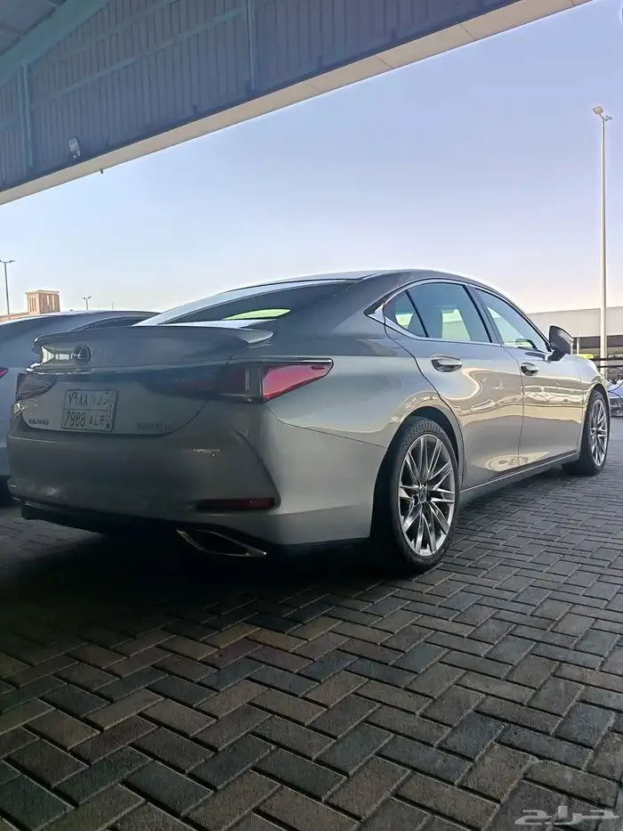 لكزس 2019 - 115 ألف ريال 2