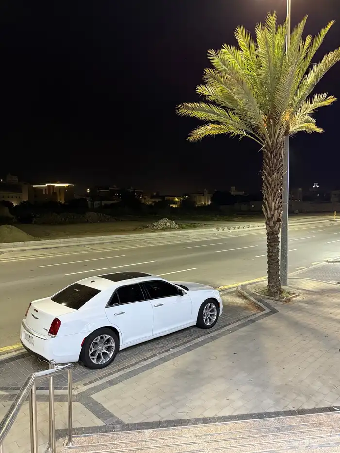 كلايسلر 2019 فل كامل أكزكتف أبيض 0