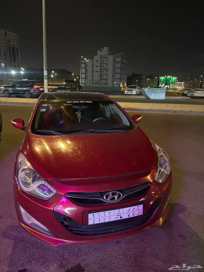 هونداي i40 لون احمر 2016 0