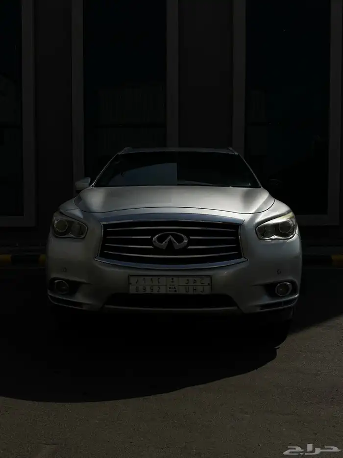 جيب انفنتي QX60 موديل 2015 3