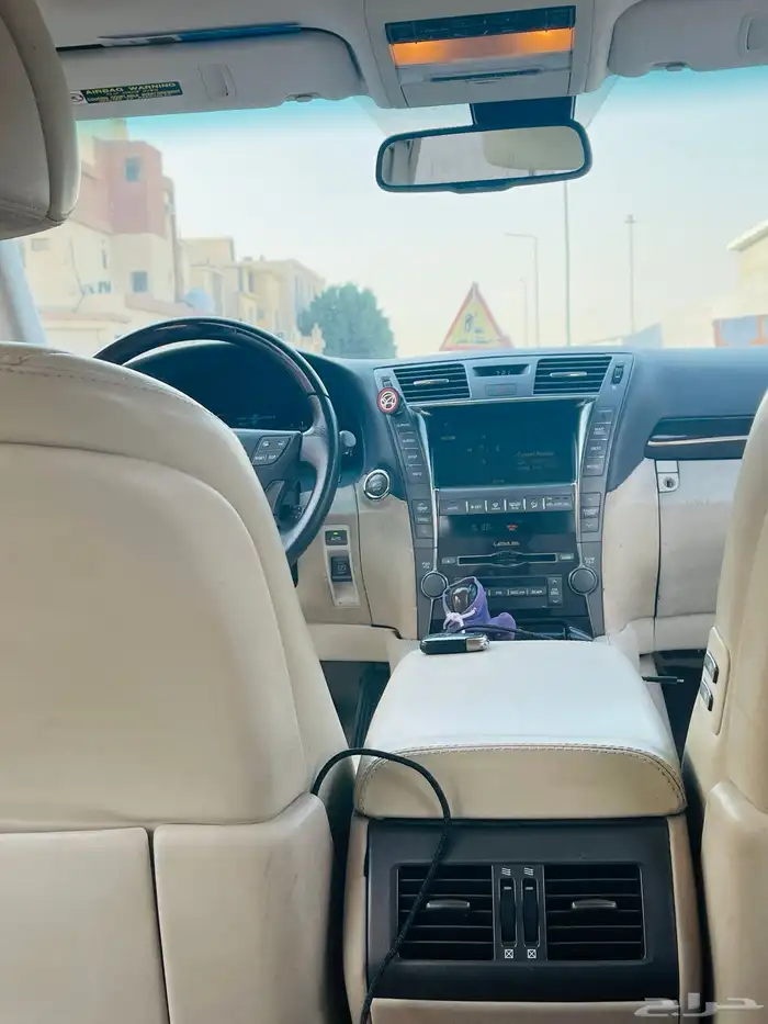 لكزس LS 2008 امريكي شورت للبيع 4