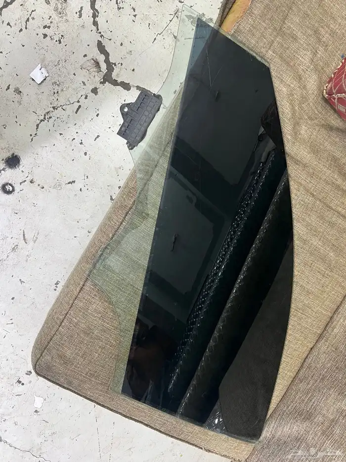 زجاج امامي للسواق النترا 2021 وطالع 1