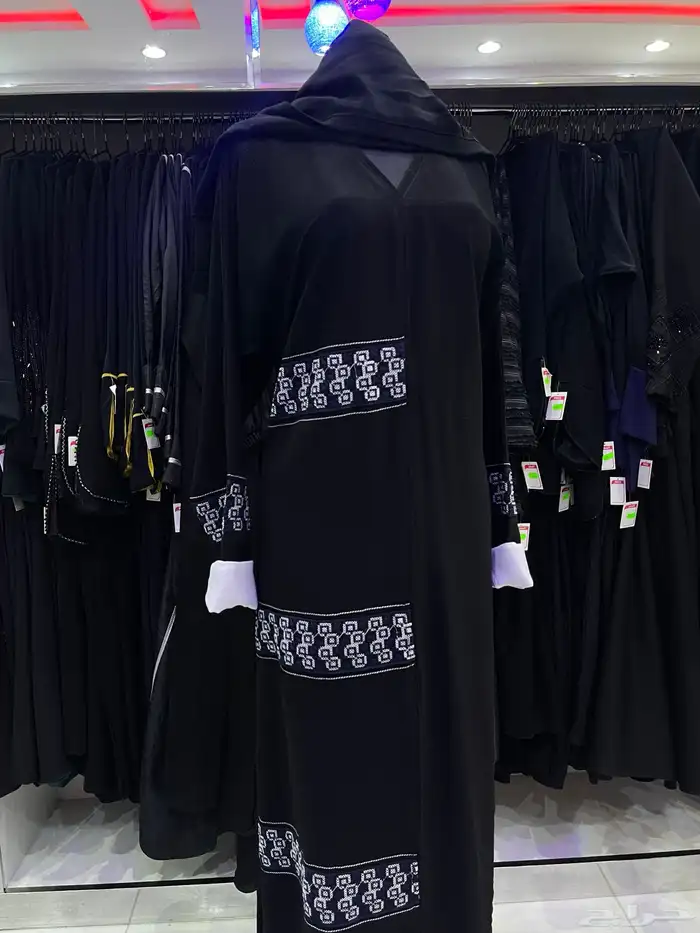 عبايات وجلابيات جديده للبيع بالكامل 40