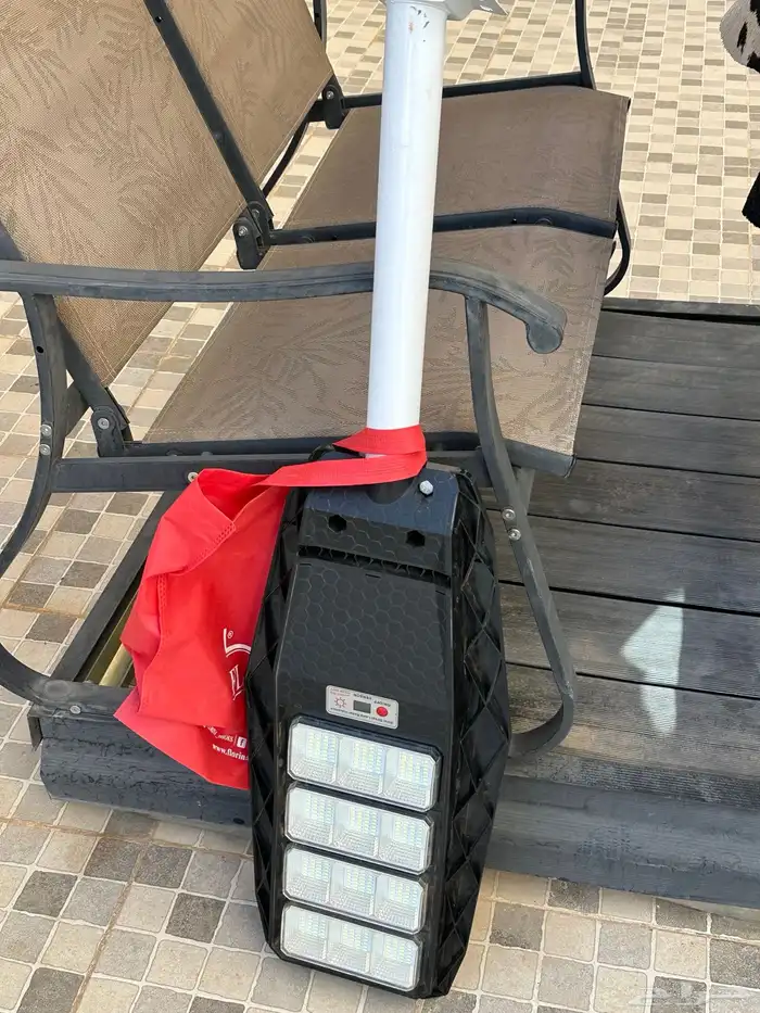 لمبه طاقه شمسيه معها ريموت 0