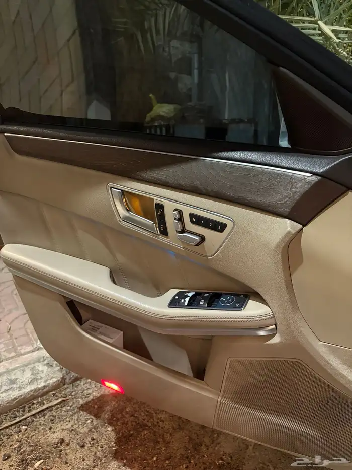 للبيع مرسيدس E300 15