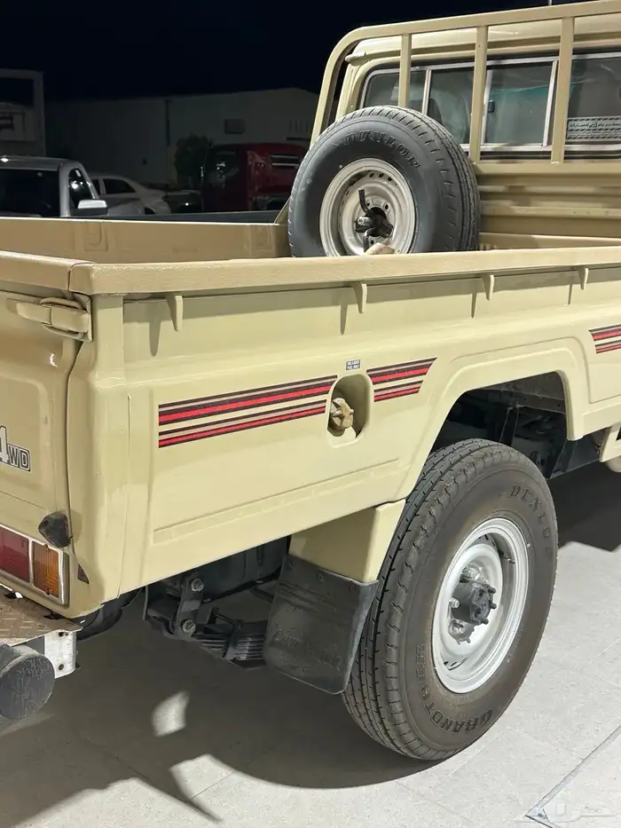 شاص 2005 مخزن ( تم البيع) 13