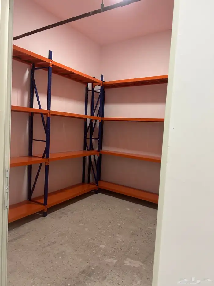 مخازن للإيجار في السويدي 0