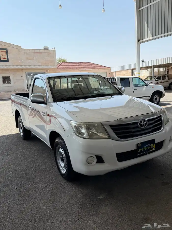 للبيع تويوتا هايلوكس 2013 6