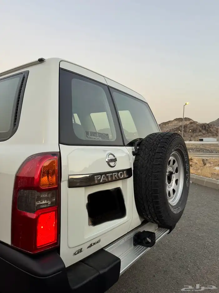 نيسان باترول2009 مخزن تم البيع 7