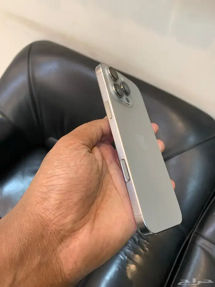 ايفون سامسونج 10