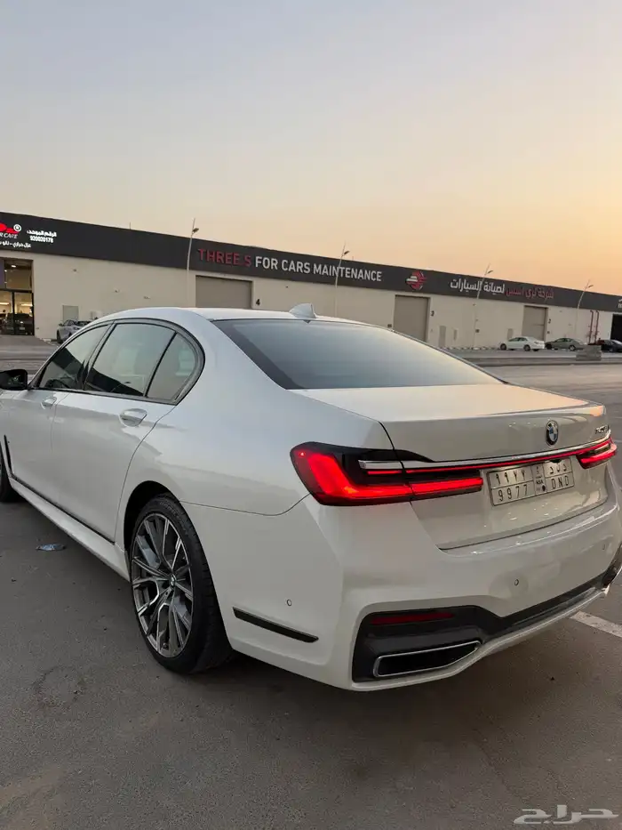 بي ام دبليو 740   2021 6
