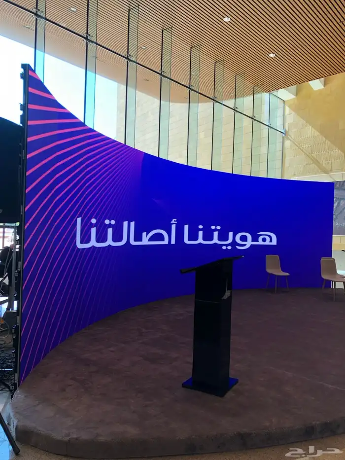 تاجير شاشات بيع شاشات ايضاءات سماعات ميكات مسارح تراسات 27