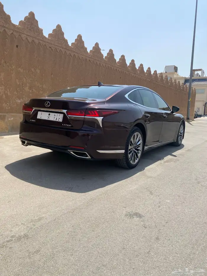 لكزس LS350 18