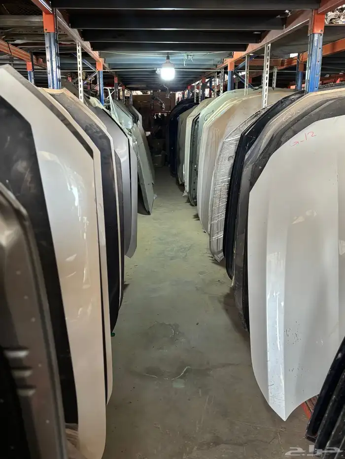 متوفر لدينا جميع الكبابيت ل المرسيدس و BMW و رنج روفر 5