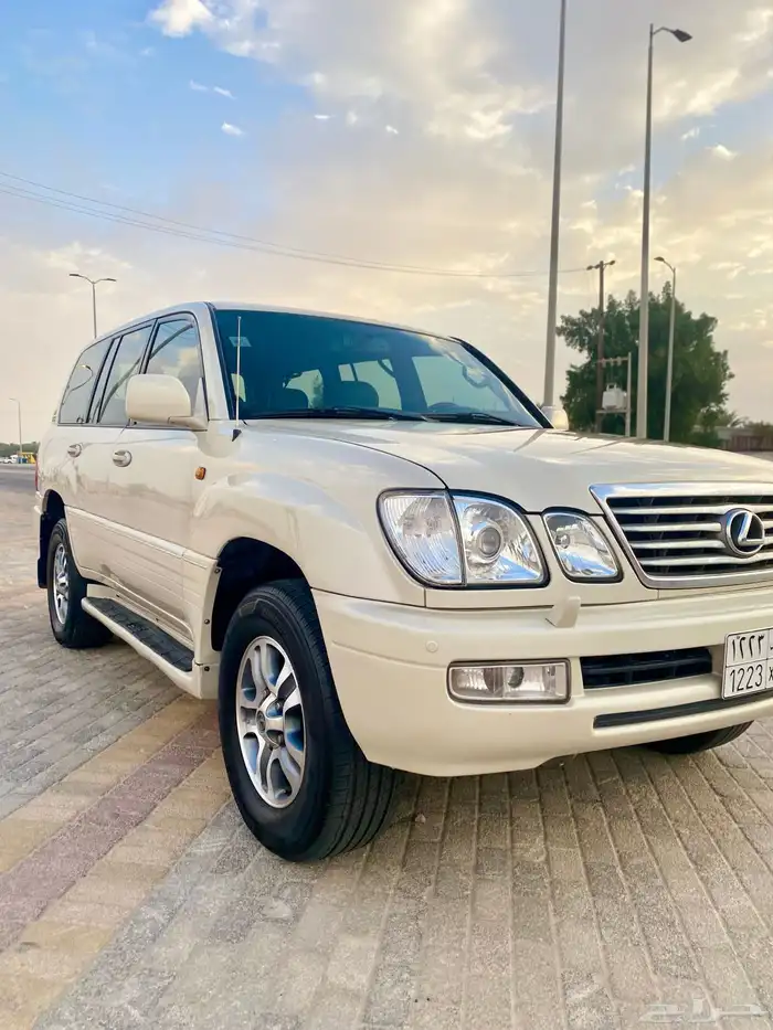 جيب لكزس Lx470 لون كريمي 2006 ممشى 400 52