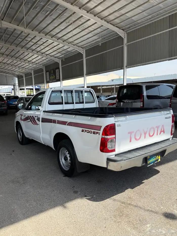 للبيع تويوتا هايلوكس 2013 3