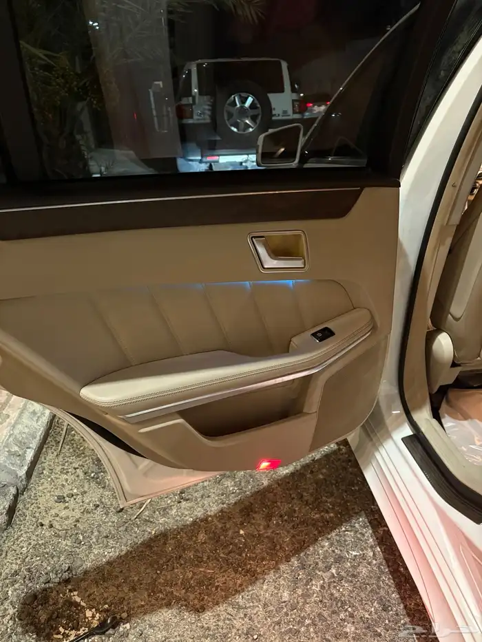 للبيع مرسيدس E300 12