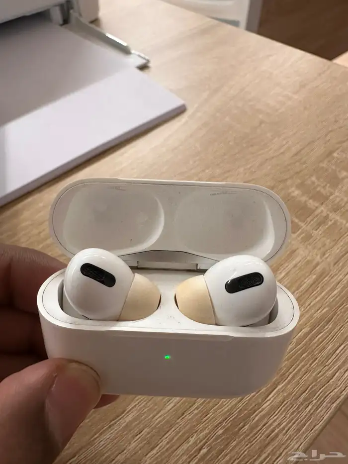 Apple Airpod pro 1st gen 450 with bill 2