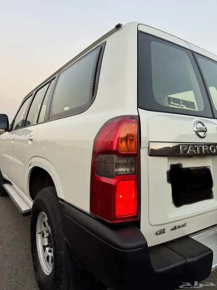 نيسان باترول2009 مخزن تم البيع 4