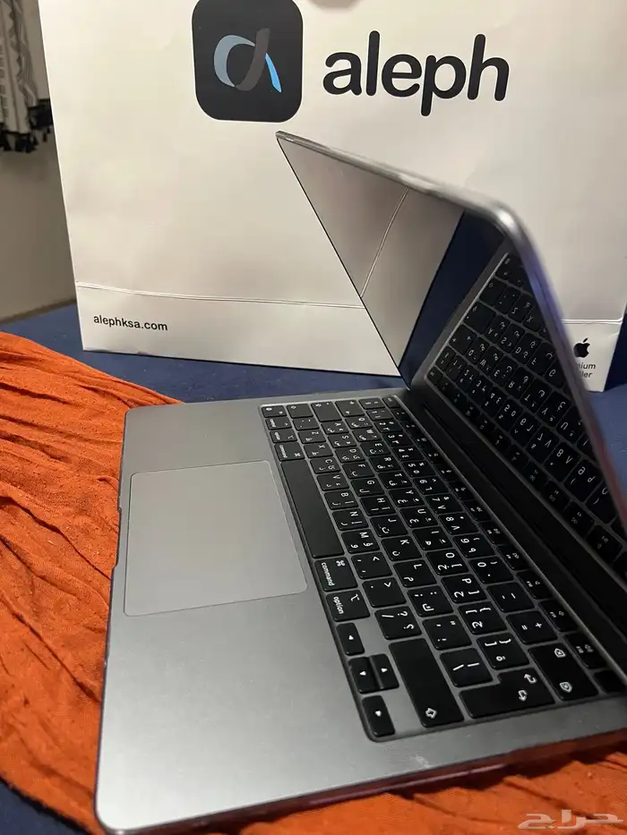 لابتوب macbook Air 2