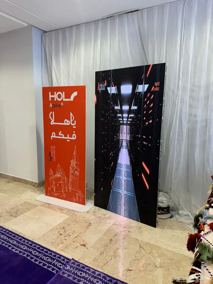 تاجير شاشات بيع شاشات ايضاءات سماعات ميكات مسارح تراسات 46