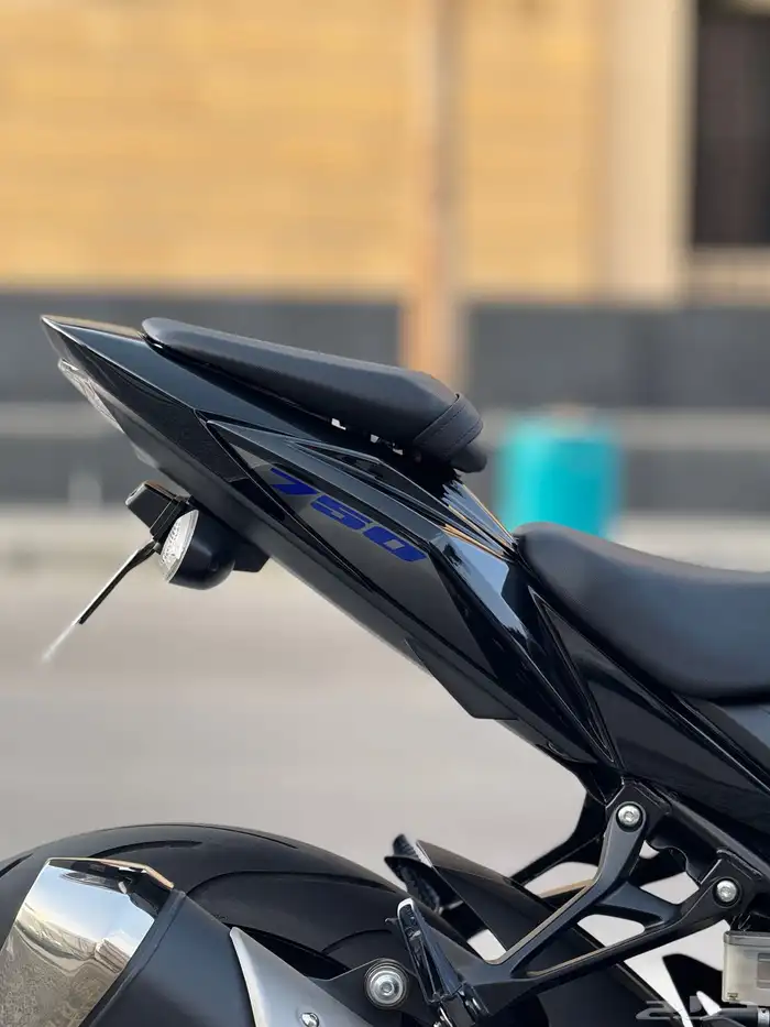 ستريت فايتر 750 2021 ( مباع ) 11