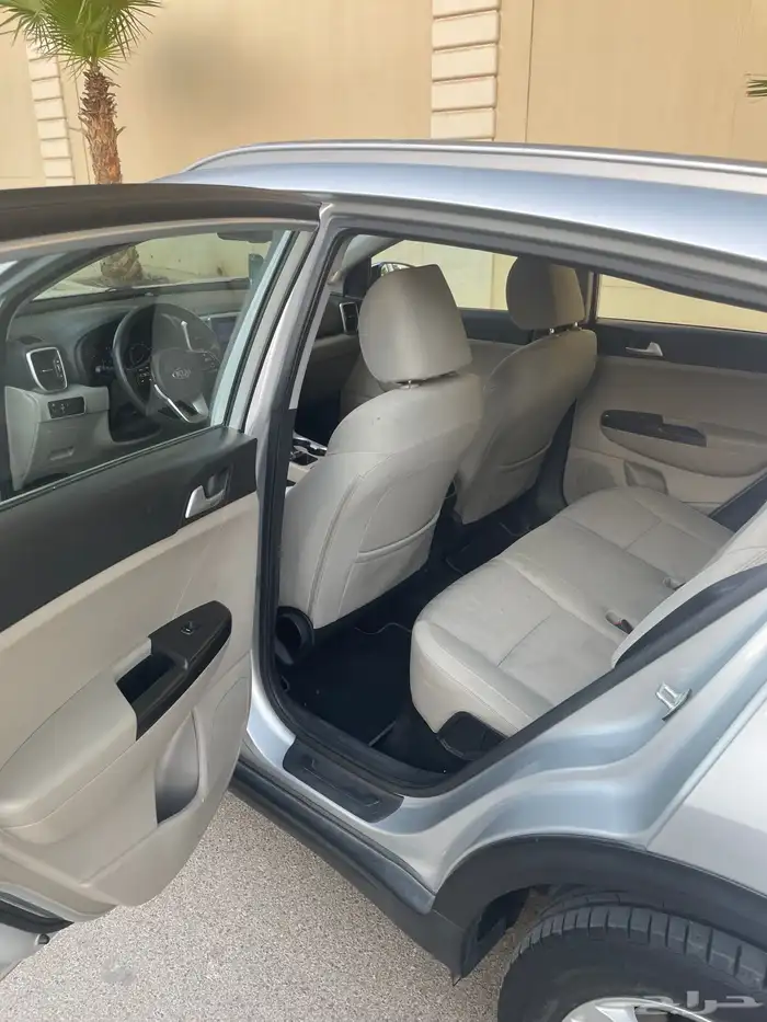 للبيع سبورتاج 2019 بنزين 15