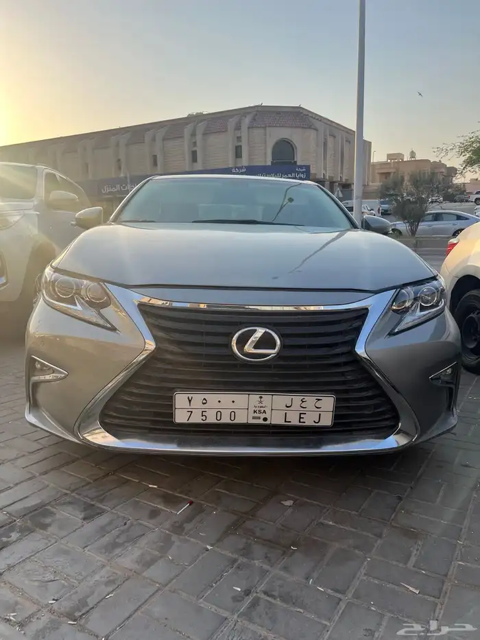 لكزس 250 es 2015 1