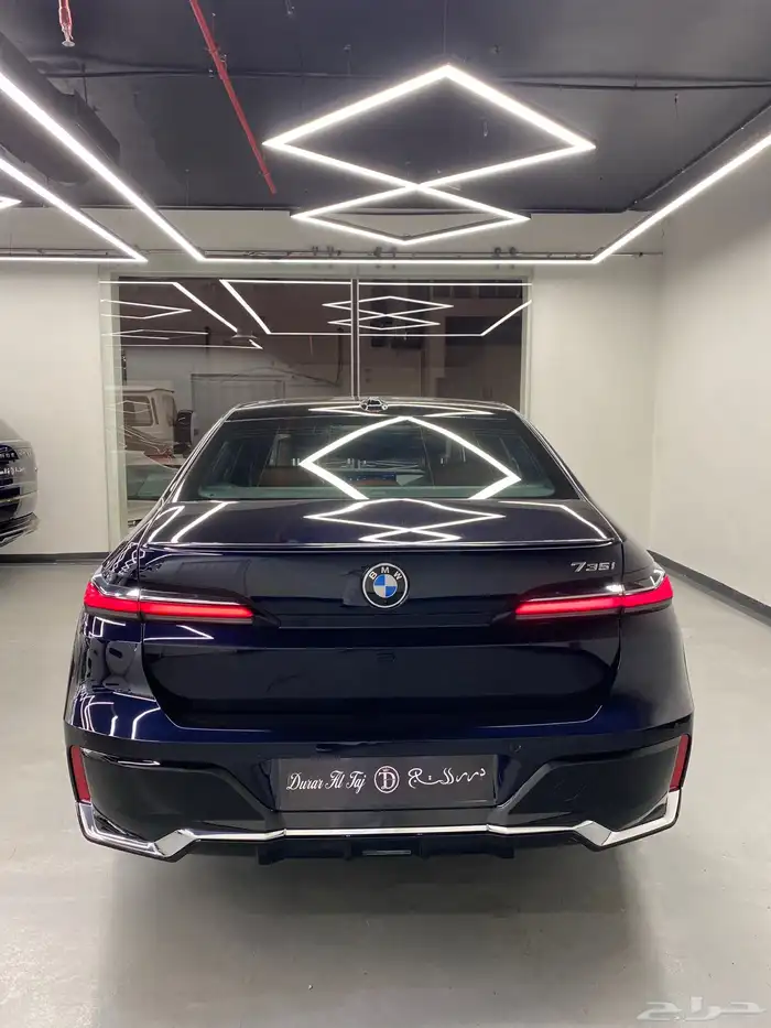 بي ام دبليو 735i 4
