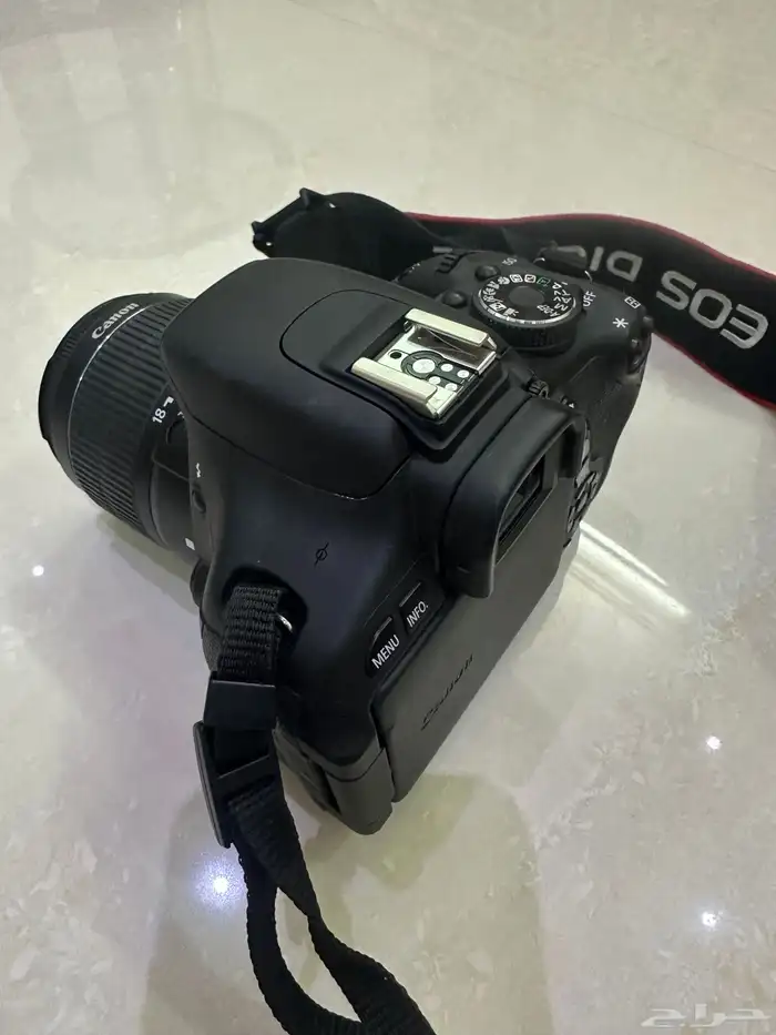 كاميرا كانون 600D شبة جديدة بكرتونها واغراضها 7