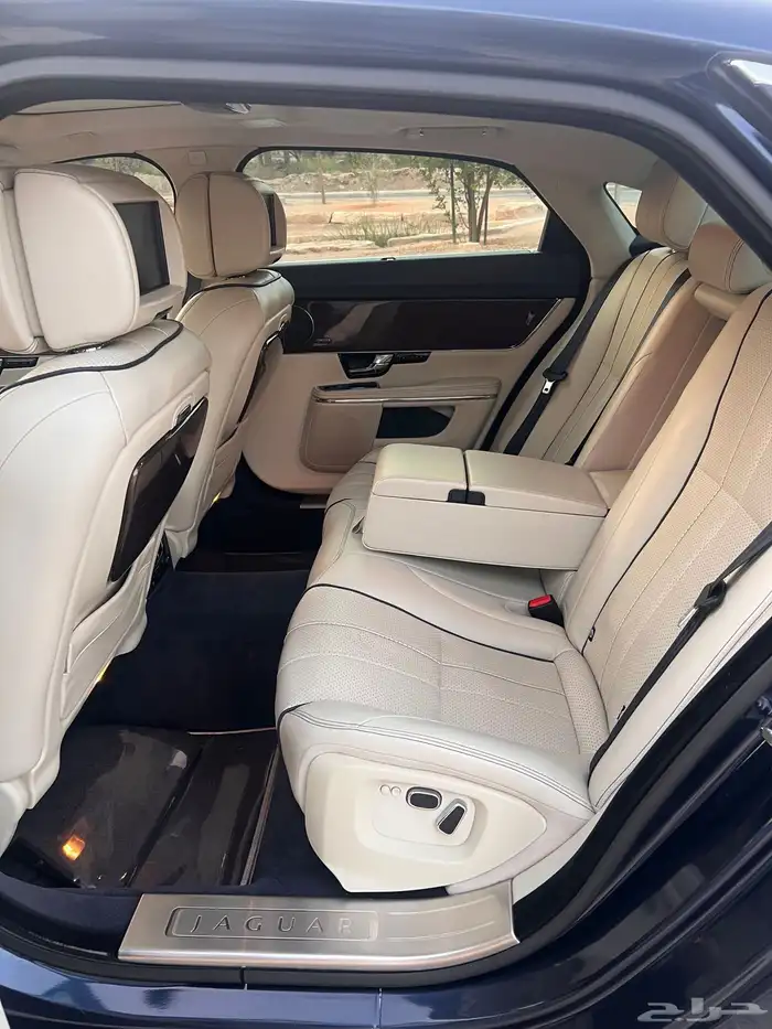 جاكوار XJ L منوة المستخدم 15