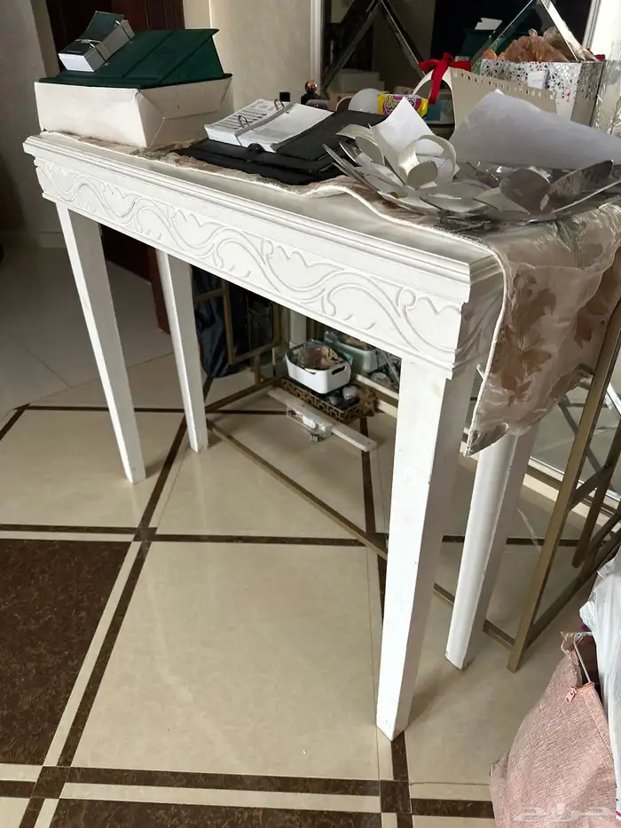 طاولة مدخل 0
