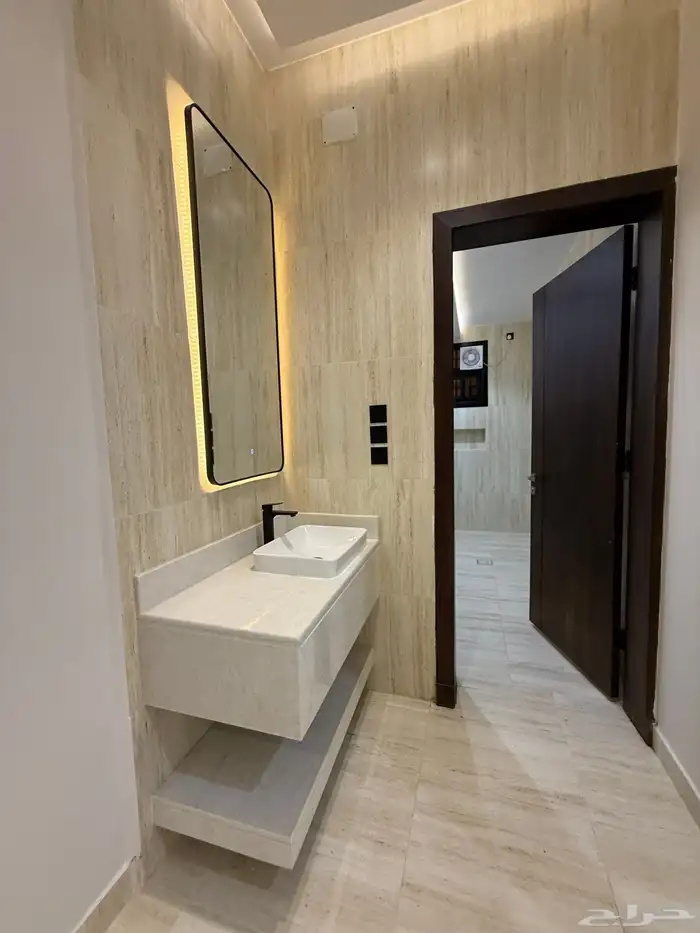 للبيع دور ارضى ودور علوى على ارض 501 م بدره الخميس 29