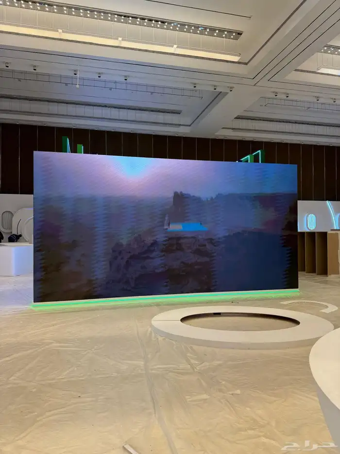 تأجير شاشات 8