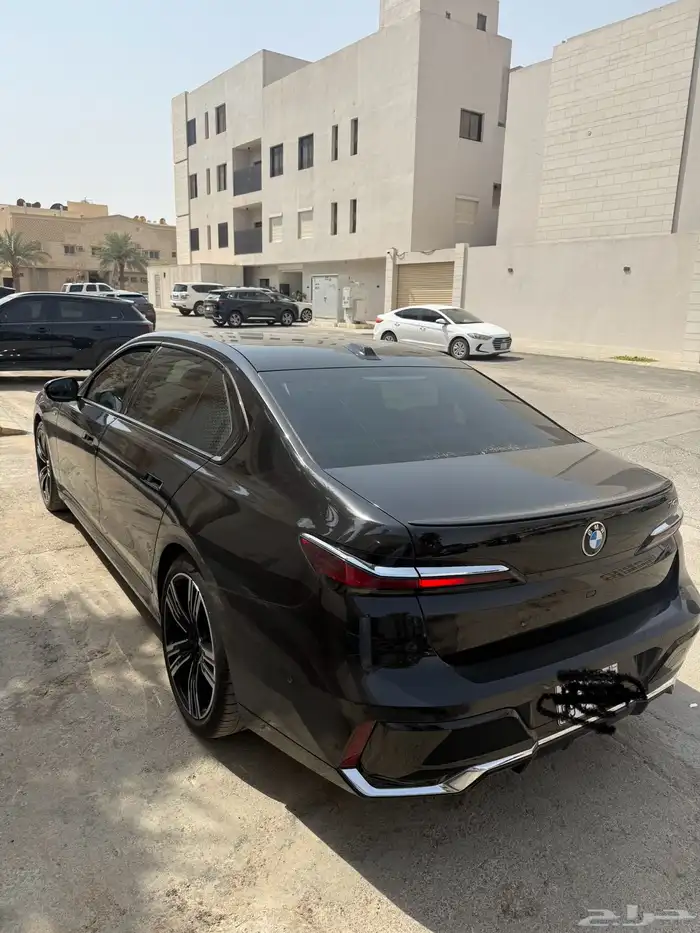 بي ام دبليو 735 2