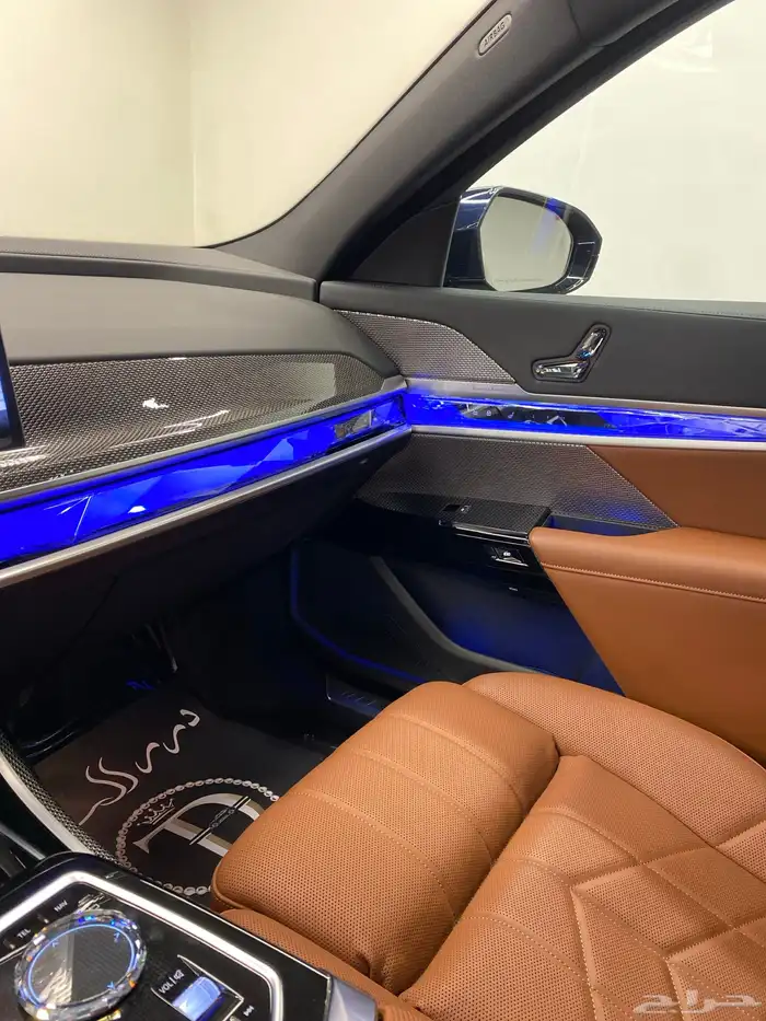 بي ام دبليو 735i 11