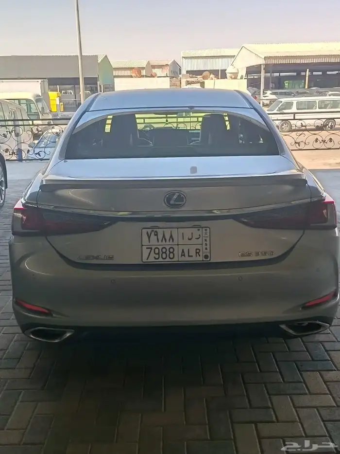 لكزس 2019 - 115 ألف ريال 4