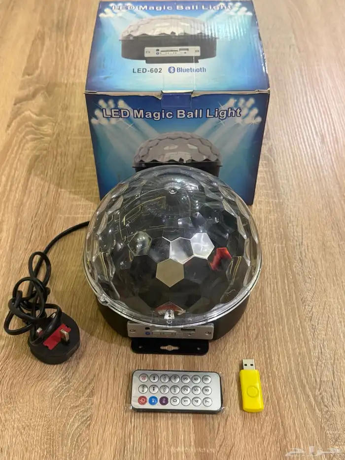 كره الإضاءة الدوارة LED Magic Ball Light موديلLED-60 مستخدم 2